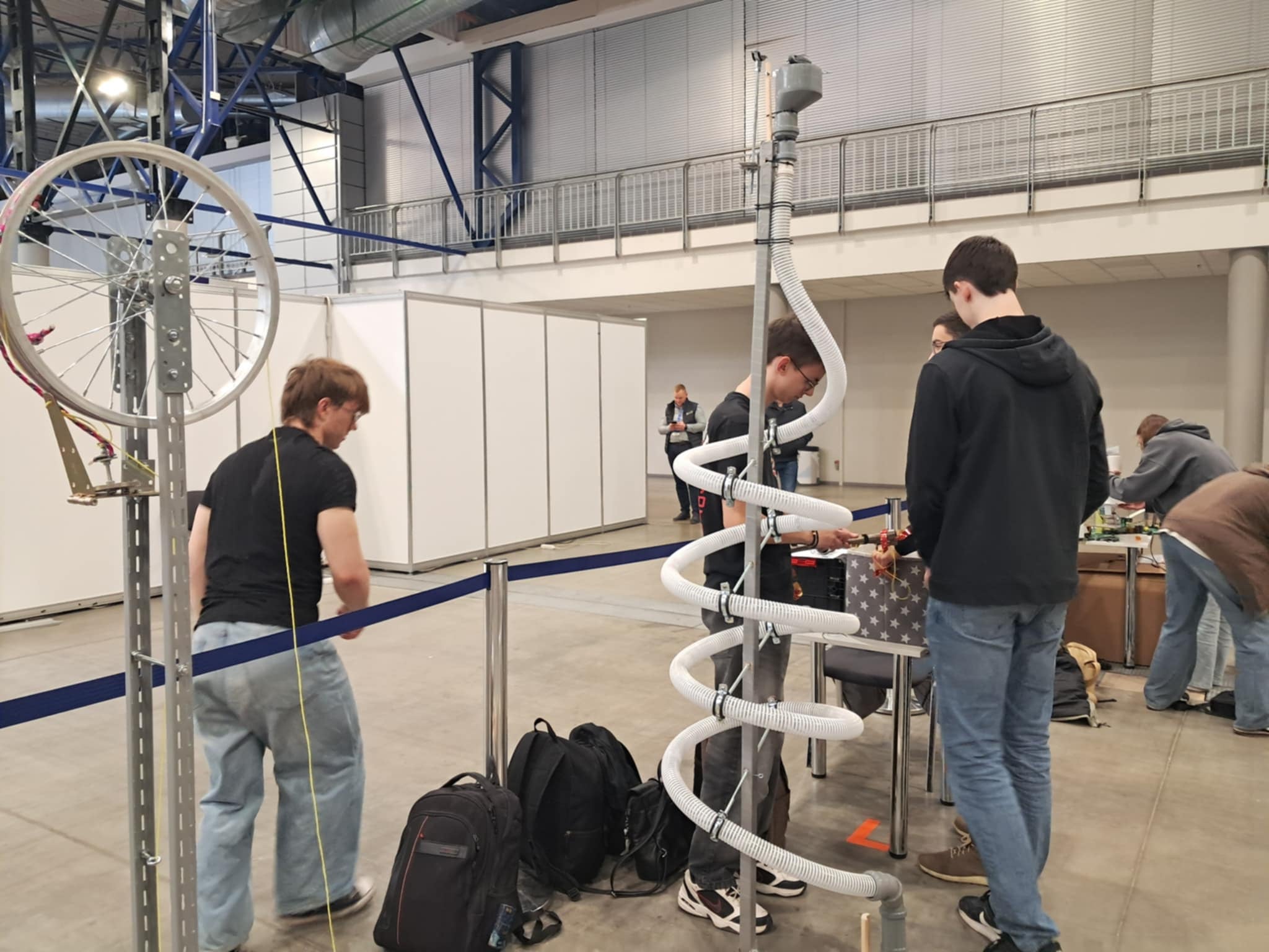 IIi1 klasės mokiniai STEAM TEAM 2025 finale